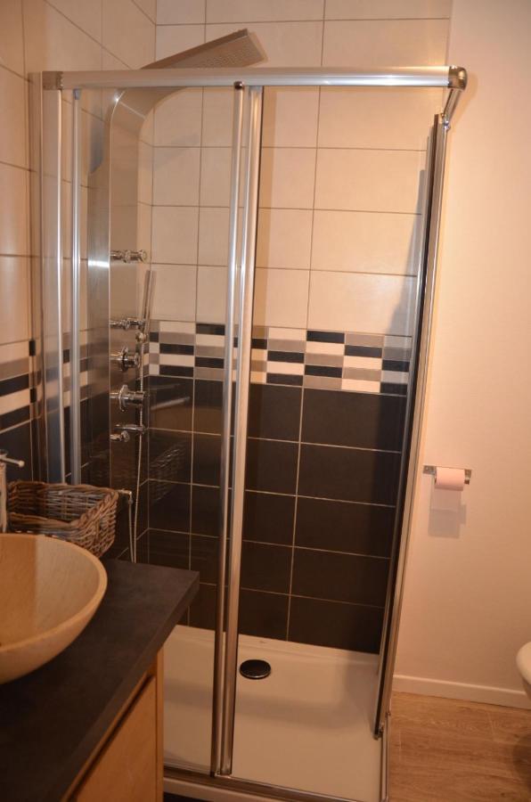 Le Moderne - Appartement Troyes Centre Екстер'єр фото