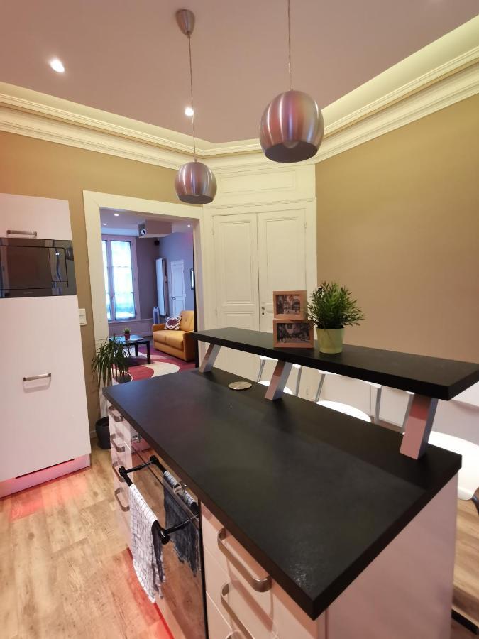 Le Moderne - Appartement Troyes Centre Екстер'єр фото